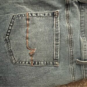 Maurices Women's Light Blue Jeans with Brown Stitching